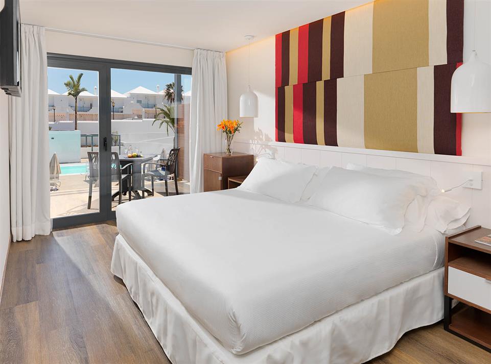 Pool views Double Room